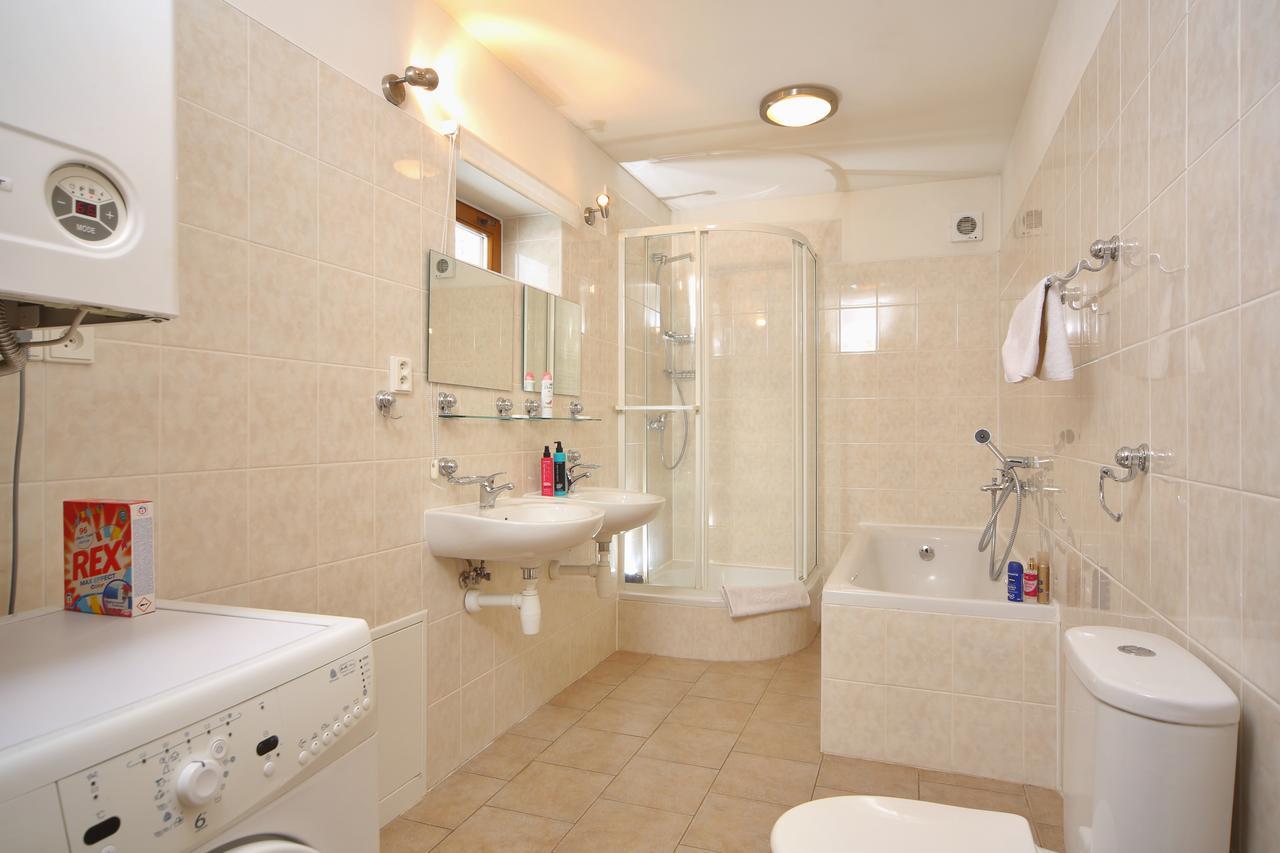 Holiday home 6 *